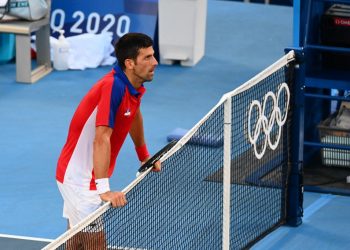 Con furia y «agotado física y mentalmente», Djokovic se marcha de los Juegos Olímpicos sin medallas