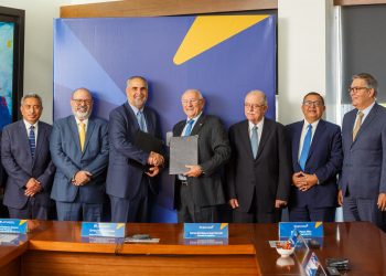Banco Azul en proceso de compra de G&T Continental en El Salvador
