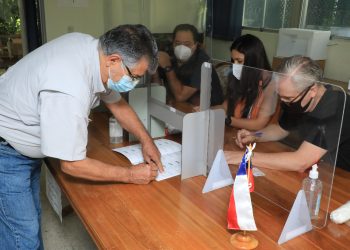 Comunidad chilena en El Salvador elige hoy a candidatos presidenciales