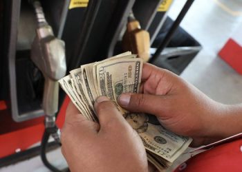 5 trucos que te ayudarán a ahorrar combustible
