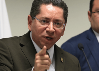 Ministro de Trabajo, Rolando Castro, pide a Fiscalía buscar a Douglas Meléndez para que enfrente a la justicia