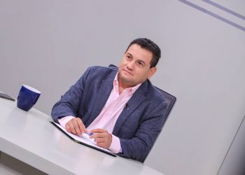 Ministro de Trabajo confirma incremento del 20 % al salario mínimo