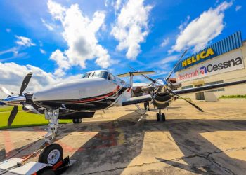 Salvadoreños podrán contratar avión de última generación de propósito multiusos
