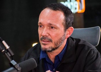 «Fiscales anteriores dejaron que los casos prescribieran, solo eran bofetadas de payaso»: ministro de Justicia sobre corrupción de ARENA