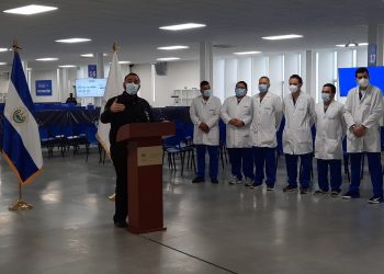 El Salvador alcanzaría este lunes el 50 % de población meta vacunada contra la COVID-19: Francisco Alabi