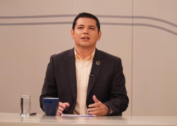 Diputado José Urbina: «Es necesario que la población acuda a vacunarse»