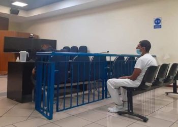 Hombre es condenado a 30 años por haber asesinado a su madre