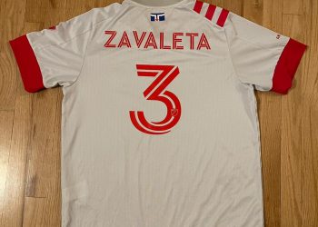 El singular regalo de Eriq Zavaleta al utilero salvadoreño del DC United