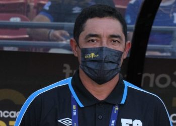 William Renderos Iraheta, entrenador asistente de selección mayor: «Tenemos que jugar sin miedo ante México»