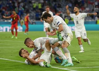 Italia y España se verán las caras en semifinales de la Eurocopa