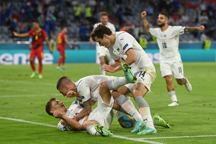 Las selecciones de España e Italia chocarán en las semifinales de la Eurocopa. Foto: AFP
