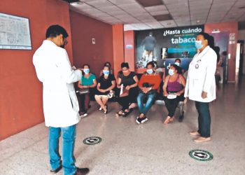 Desarrollan jornadas para detectar cáncer de mama en San Vicente