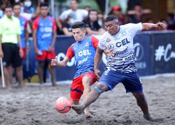 Rancho Viejo y Chirilagua en duelo por el honor y la gloria sobre la arena de Costa del Sol