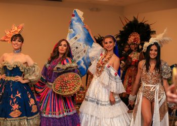 Moda y Belleza en el Fashion Show del Reinado de El Salvador