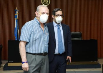 Exministro de Salud Guillermo Maza es absuelto por negociaciones ilícitas