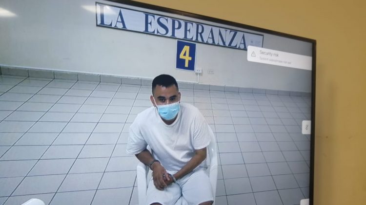 Noé Antonio Rivas Aquino, enfrentó el juicio de forma virtual desde el penal de Mariona, fue condenado a ocho años de prisión.
