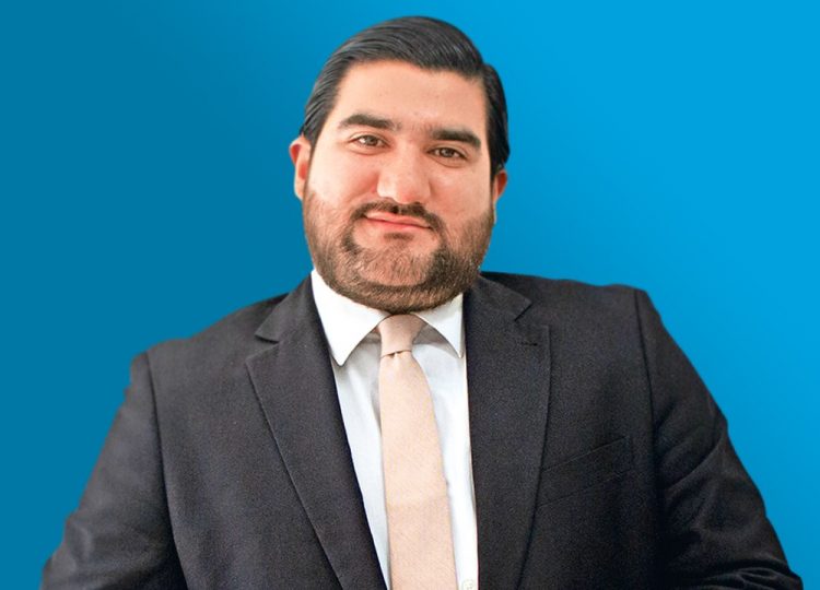 Roberto Centeno, abogado de la república