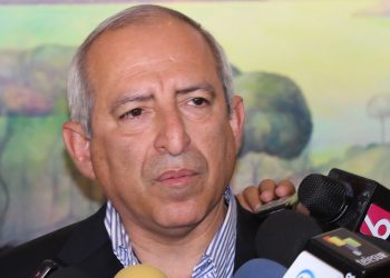 Defensa de Sigfrido Reyes presenta pruebas de descargo en juzgado