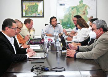 Reformas encaminadas a favorecer a la población salvadoreña