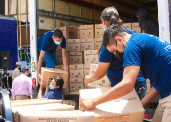 Aumento salarial y entrega de 2.1 millones de paquetes alimentarios beneficiará economía salvadoreña