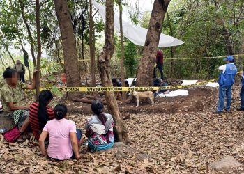 Fiscalía ha recuperado 42 cuerpos de víctimas de la guerra en últimos tres años