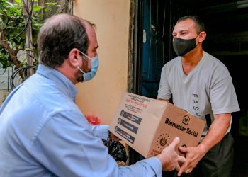 Gobierno entrega 45,000 paquetes de alimentos en una sola jornada
