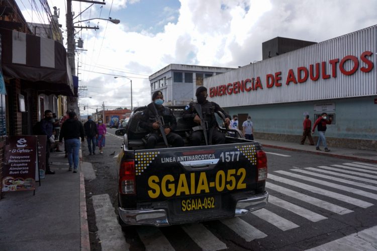 La paciente se encontraban en el Hospital San Juan de Dios de Guatemala. Foto AFP.