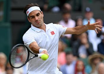 Roger Federer eliminado de Wimbledon al caer ante un joven polaco