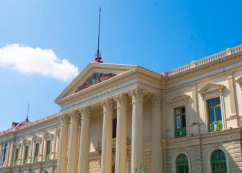 Palacio Nacional cumple 41 años desde su declaratoria como Monumento Histórico de El Salvador