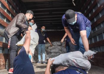 Continúa la distribución de los paquetes alimentarios en San Salvador