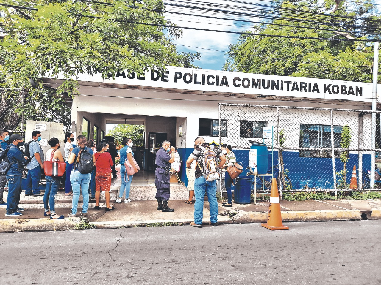 Más de 300 solvencias emite cada día la PNC San Miguel Diario El Salvador