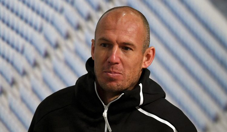 El futbolista holandés Arjen Robben, quien brillara cin su selección nacional y varios equipos de Europa, ha anunciado su retiro. Foto AFP.
