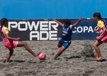 La Pita eliminó a una de las favoritas de la Liga de Fútbol Playa
