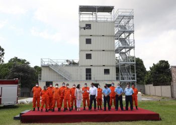 Inauguran torre de entrenamiento en Estación Central de Bomberos