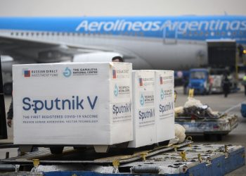 Guatemala, Honduras y Argentina exigen a Rusia cumplir contrato por compra de dosis de la vacuna Sputnik V