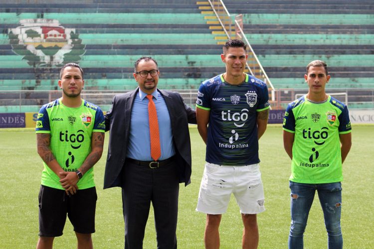 Juan Barahona y Érick Rivera regresan al Santa Tecla. Foto Santa Tecla