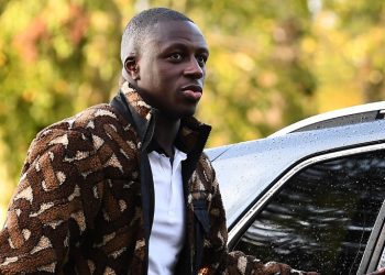 El futbolista Benjamin Mendy, acusado de violaciones, ya se encuentra en detención provisional en Reino Unido