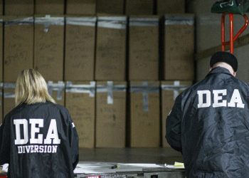 Narco acusado de matar agente de la DEA en México se declara inocente desde la cárcel