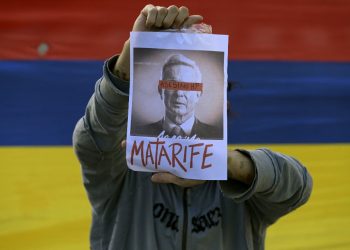 Expresidente Álvaro Uribe niega responsabilidad en asesinatos de civiles a manos de militares colombianos