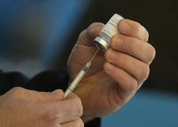 Argentina combinará vacuna Sputnik con AstraZeneca y Moderna contra el covid