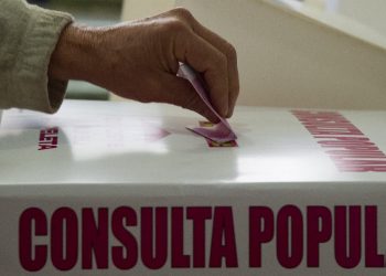 México celebra referendo sobre juicio por corrupción a expresidentes