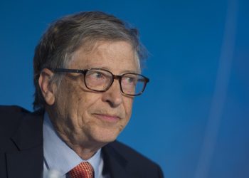 Bill Gates ofrece $1,500 millones para medioambiente si EE. UU. aprueba ley de infraestructura