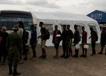 Panamá anuncia cuotas para traslado de migrantes irregulares provenientes de Colombia