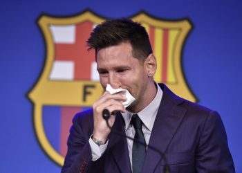 Messi se despide entre lágrimas de un Barça en el que se imaginaba toda la vida