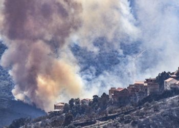 Al menos 69 muertos en incendios en el norte de Argelia