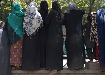 Costa Rica ofrece refugio a mujeres afganas que huyen de talibanes
