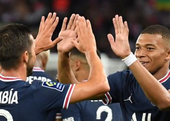 El PSG se pone líder de la Ligue 1 tras ganar 4-2 a Estrasburgo