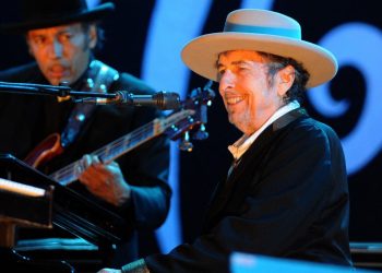 Bob Dylan es acusado de abusar sexualmente de una niña de 12 años