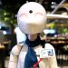 Un café con robots de Tokio apuesta por la inclusión