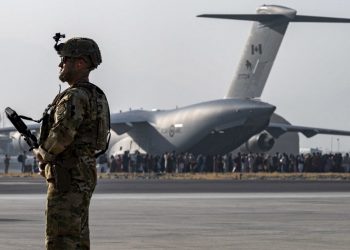 EE. UU. pide a sus ciudadanos evitar el aeropuerto de Kabul por «amenazas a la seguridad»